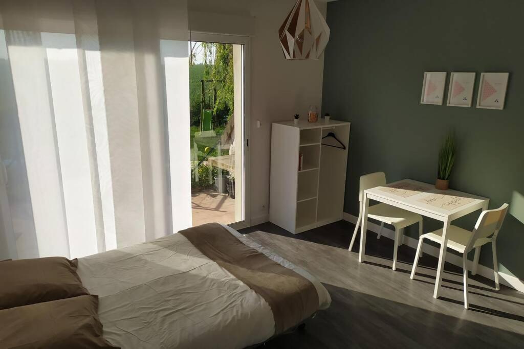 Studio Guest House A 5 Minutes De Caen Fontaine-Etoupefour Exterior foto